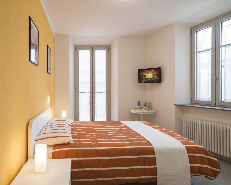 Chery Bed & Breakfast Riva San Vitale Phòng bức ảnh